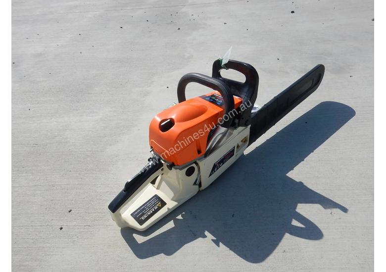 caption 18'' Chainsaw c/w 52cc Petrol Engine