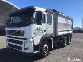 2004 Volvo FM MK2 - picture2' - Click to enlarge