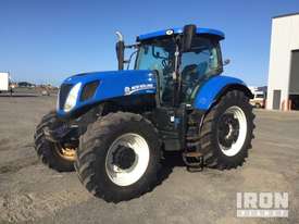 2014 (unverified) New Holland T7.220 4WD Tractor - picture0' - Click to enlarge