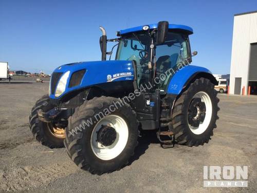 2014 (unverified) New Holland T7.220 4WD Tractor