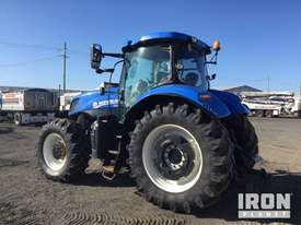 2014 (unverified) New Holland T7.220 4WD Tractor - picture2' - Click to enlarge