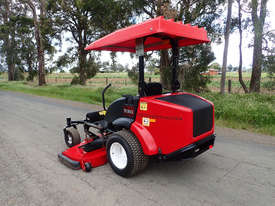 Toro Groundsmaster 7210 Zero Turn Lawn Equipment - picture2' - Click to enlarge