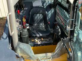2016 LiuGong 385B Skid Steer - picture2' - Click to enlarge