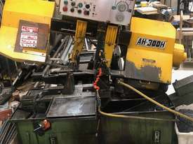 Automatic Band Saw  - picture0' - Click to enlarge