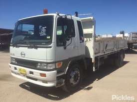 1999 Hino Ranger FG1J - picture2' - Click to enlarge