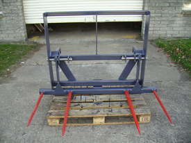 SQUARE BALE FORKS - picture2' - Click to enlarge