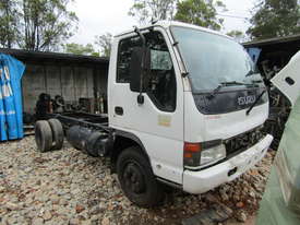2003 Isuzu NQR Wrecking Stock #1746 - picture0' - Click to enlarge