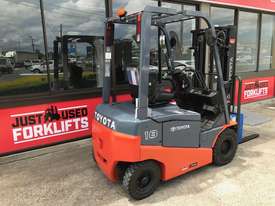 TOYOTA 8FBN18 10951 1.8 TON 1800 KG 4 WHEEL COUNTER BALANCED FORKLIFT CONTAINER FRIENDLY  - picture0' - Click to enlarge