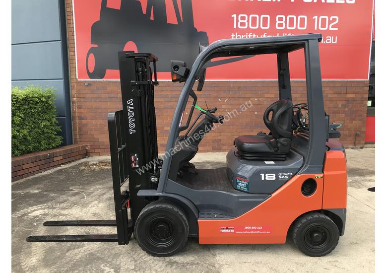 caption 32- 8 FG1.8, 4 WHEEL COUNTER BALANCED FORKLIFT CONTAINER FRIENDLY