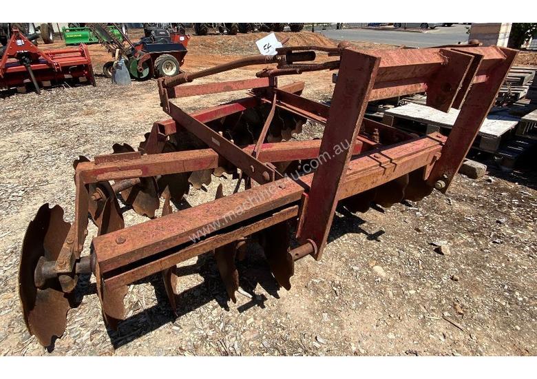 caption Offset Disc Cultivator, 20 plate