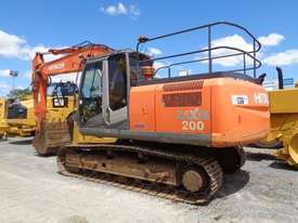 Hitachi ZX200-3 Excavator - picture0' - Click to enlarge