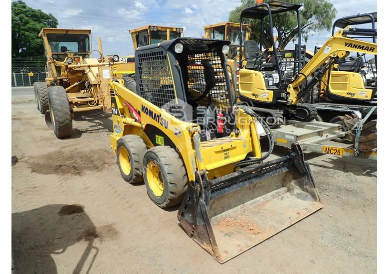 Used 2011 komatsu SK714 Skid Steer Loaders in , - Listed on Machines4u