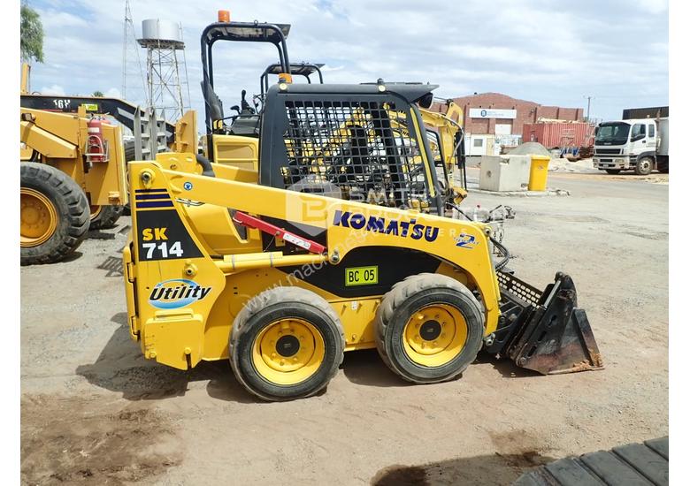 Used 2011 komatsu SK714 Skid Steer Loaders in , Listed on Machines4u