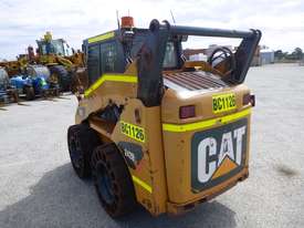 2010 Caterpillar 242B Enclosed Cabin Wheeled Skid Steer (MR140) - picture2' - Click to enlarge