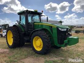 2019 John Deere 8245R - picture0' - Click to enlarge