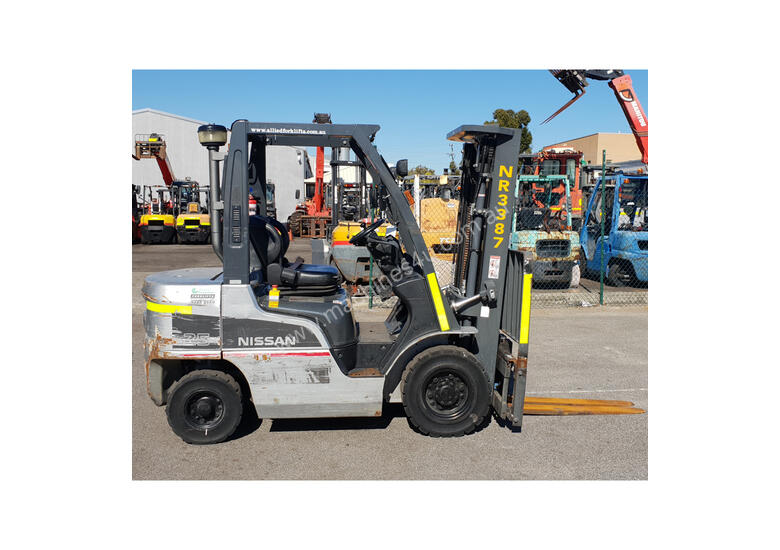 caption Nissan 2500kg Diesel Forklift with 4750mm Three Stage Mast & Side-Shift