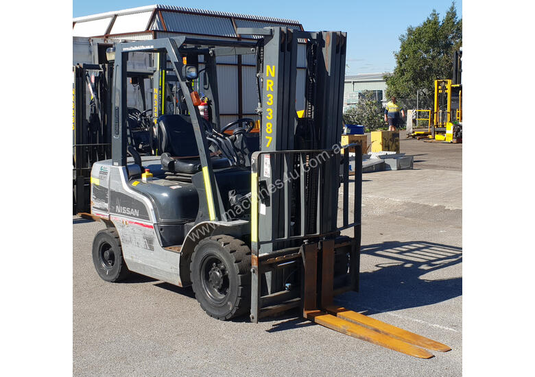 caption Nissan 2500kg Diesel Forklift with 4750mm Three Stage Mast & Side-Shift