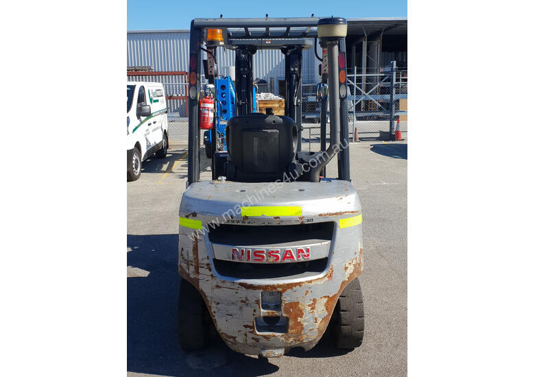 caption Nissan 2500kg Diesel Forklift with 4750mm Three Stage Mast & Side-Shift