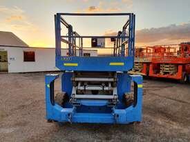 33ft RTS heavy lift scissor lift Genie - picture1' - Click to enlarge