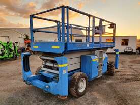33ft RTS heavy lift scissor lift Genie - picture2' - Click to enlarge