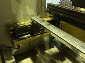 USED AM 200 TON | 4M PRESS BRAKE | DWG DRAWING IMPORT - picture1' - Click to enlarge