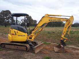 New Holland/Kobelco E35B excavator for sale - picture0' - Click to enlarge