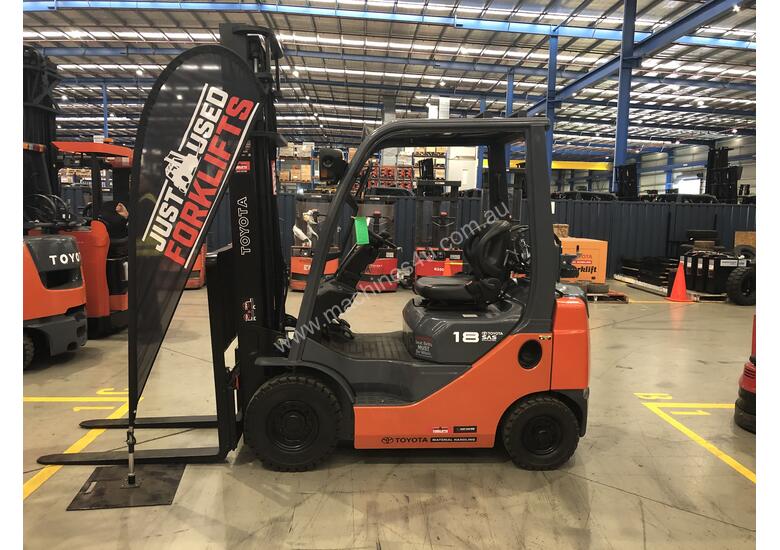 caption TOYOTA 32-8FG18 33298 1.8 TON 1800 KG CAPACITY LPG GAS FORKLIFT 4000 MM 2 STAGE