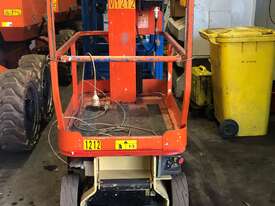 JLG 1230ES Electric Vertical Man Lift - picture1' - Click to enlarge