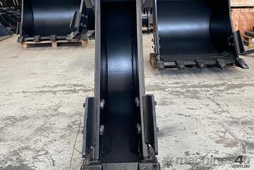 300mm 18 - 23 Ton Trenching Bucket/GP