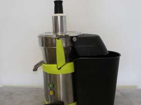 Santos MIRACLE EDITION 68 Juicer - picture1' - Click to enlarge