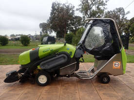 Green Machine 414S2D Sweeper Sweeping/Cleaning - picture0' - Click to enlarge