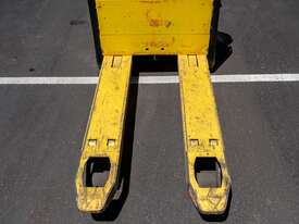 2.0T Battery Electric Order Picker - picture2' - Click to enlarge