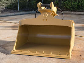 Excavator Screed Batter Bucket - picture0' - Click to enlarge