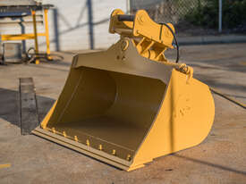 Excavator Screed Batter Bucket - picture0' - Click to enlarge