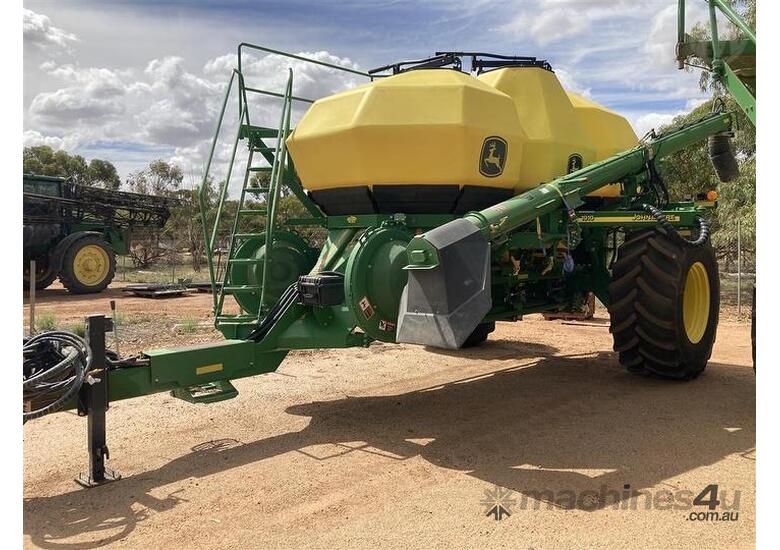 Used John Deere John Deere 1910 TBT Air Seeder in , - Listed on Machines4u