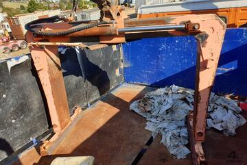 Palfinger Hydraulic Brick Grab