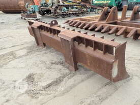 2000MM STICK RAKE - picture1' - Click to enlarge