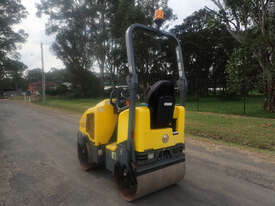 Wacker Neuson RD16-90 Vibrating Roller Roller/Compacting - picture1' - Click to enlarge