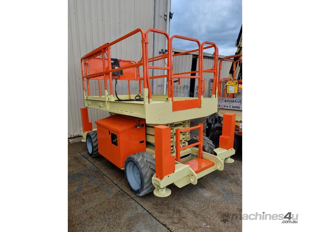 Hire 2014 jlg 260 MRT Rough Terrain Scissor Lift in ARCHERFIELD, QLD