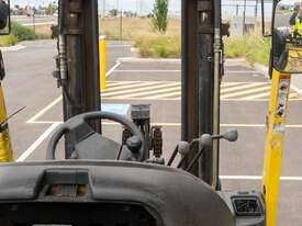 2.5T Hyster Counterbalance Forklift - picture2' - Click to enlarge