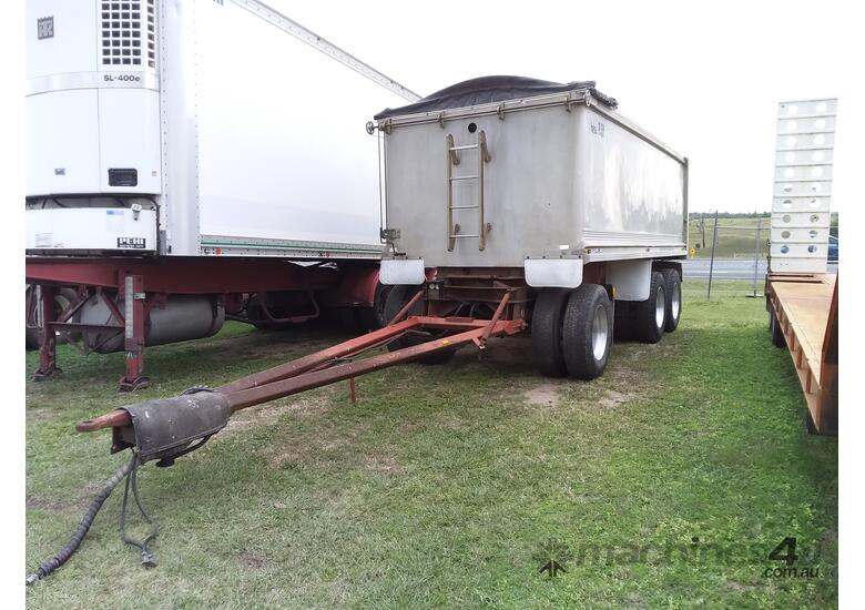Buy Used 2001 hamelex white SUPER DOG Tipping Trailers in , Listed on