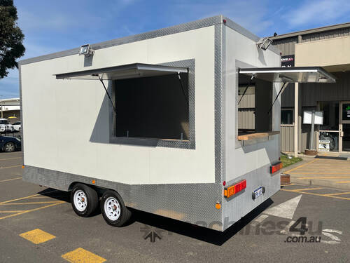 Workmate Tag Catering Trailer
