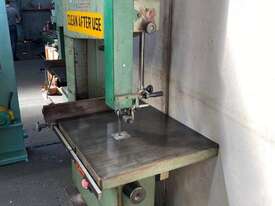 NRA (Italy) 700 Bandsaw - picture0' - Click to enlarge