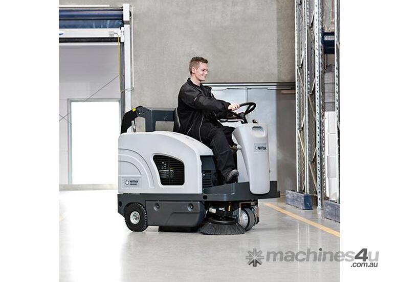 caption Nilfisk SW4000 Ride-On Sweeper