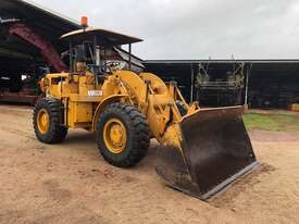 1980 CAT950 Loader  - picture0' - Click to enlarge
