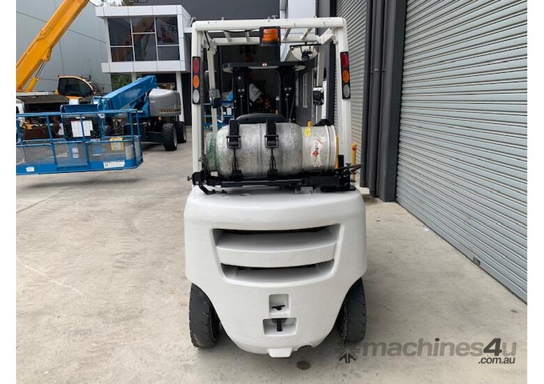 Used 2015 tcm Used TCM FGE25TF1 with rotator forks Forklift Rotators in