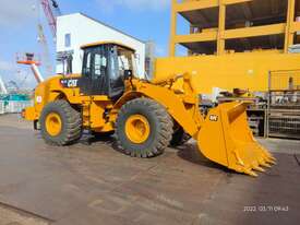 CATERPILLAR 966H LOADER , EXCELLENT CONDITION , LOW HOURS FOR AGE ONLY 9018 Hrs . ARRIVING 24 APRIL  - picture1' - Click to enlarge