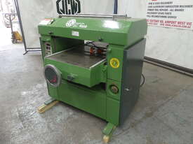 Iida 630mm heavy duty thicknesser - picture2' - Click to enlarge