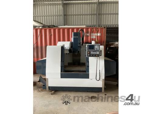 Extron VMC CNC Machine