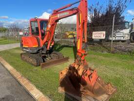 Excavator Kubota KX121-3 4 tonne 4 buckets A/C Cab 2010 - picture0' - Click to enlarge